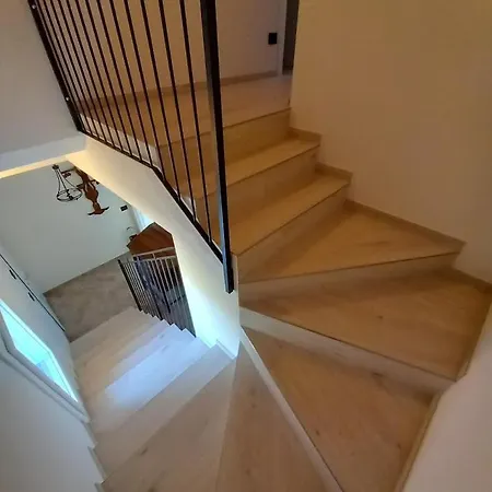 La Collinetta Oda ve Kahvaltı 3*