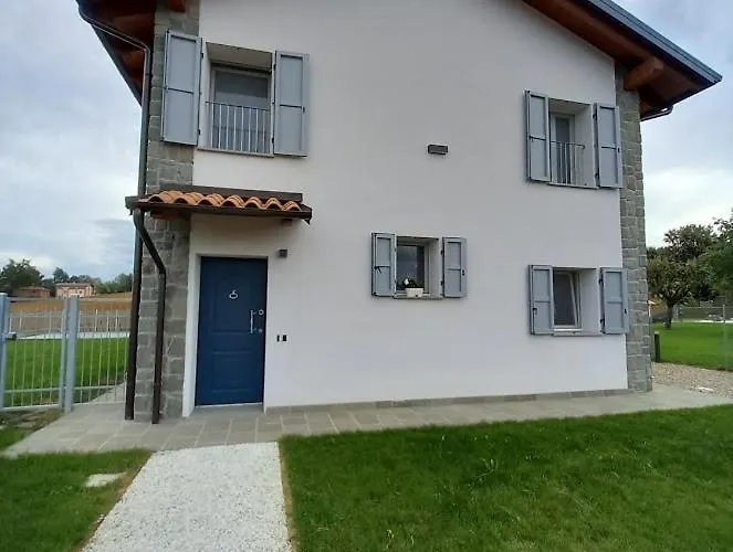 La Collinetta Bed and Breakfast 3*